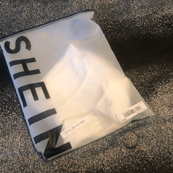 SHEIN top - Picture 3 of 3